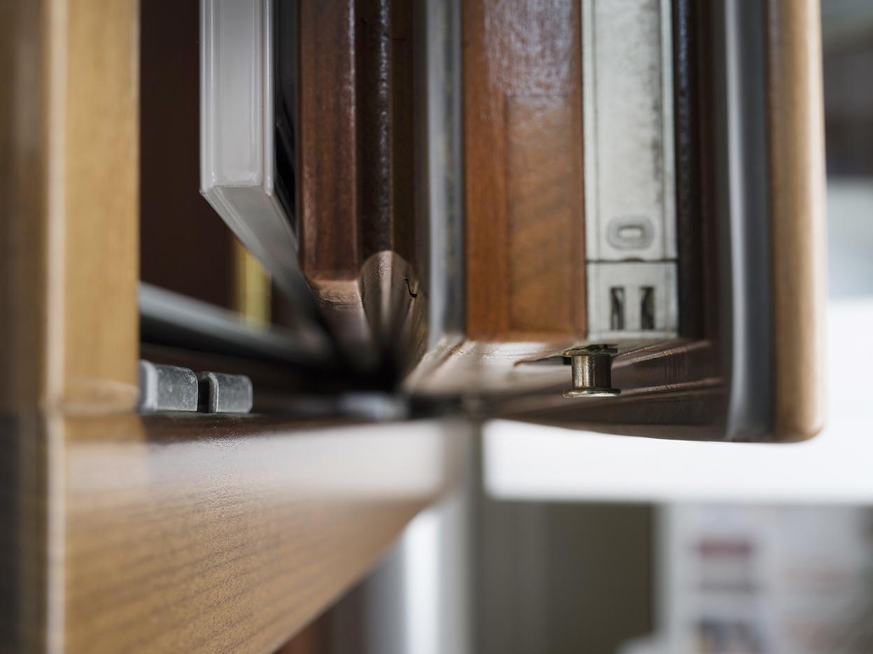 Fenster mit Pilzzapfen vom #Branche1# Fenster mit Pilzzapfen vom #Branche1#